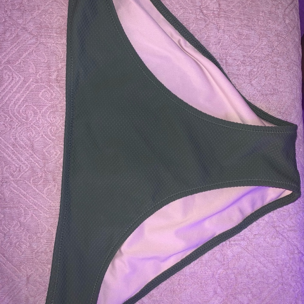 target bikini bottoms size medium